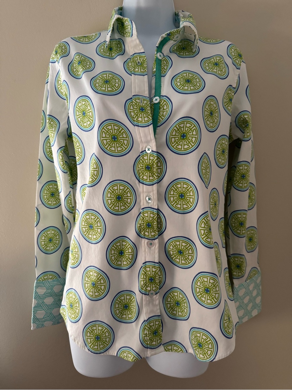 Dizzy Lizzie Tizzie Stretch Cotton Shirt Green and Blue Medallion Print Medium
